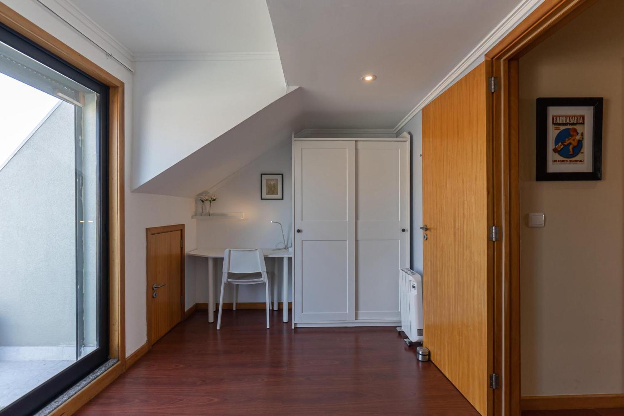 Top Floor Apartment With Sunny Balconies Porto Exteriér fotografie